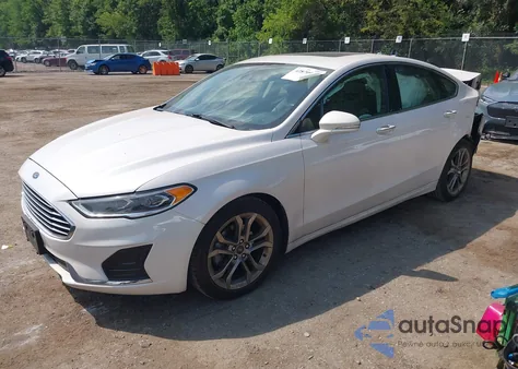 2019 Ford Fusion Sel z USA, uszkodzony, nr VIN 3FA6P0CD9KR285889